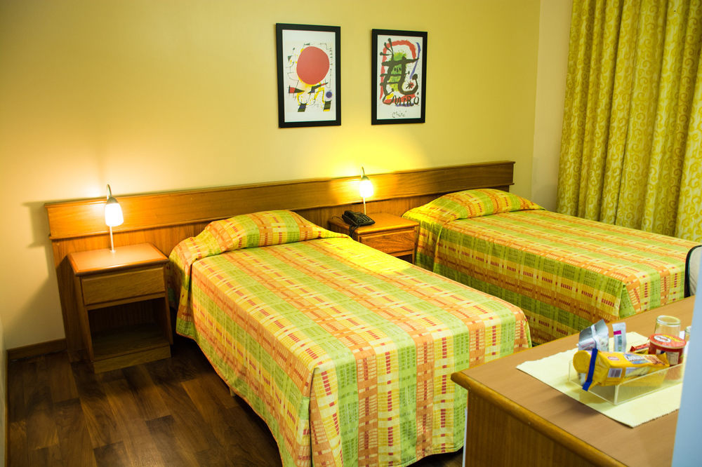 Jr Hotel 3*