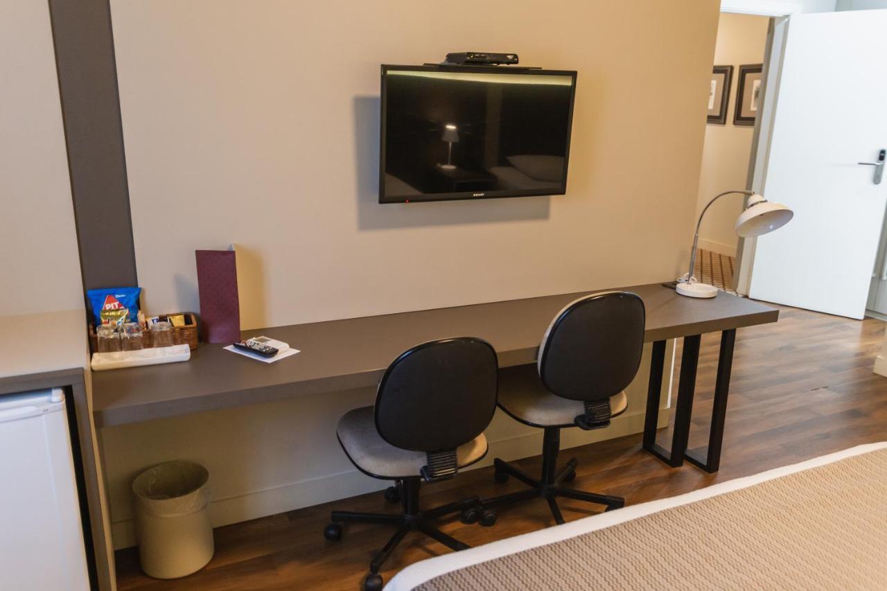 Hotel Jr